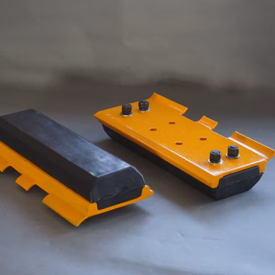 Rubber Pads Embedded Steel Track Plate Bolted on Steel Track Shoe for Crawler Walking Device