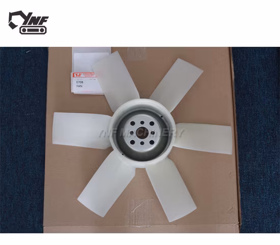 Accesorios T70b E70b 095 del excavador del gato de la cuchilla del ventilador 4D32